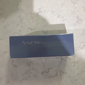 AVON Anew Rejuvenate Glycolic Gesichtsbehandlung 30 ml Neu in versiegelter Verpackung - Bild 1 von 7