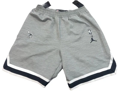 Pantalones Cortos Nike Jordan NBA Authentics Charlotte Hornets Team Emitidos Gris XL Dri-Fit Foto 1 de 2