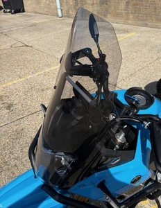 Yamaha 700 Tenere 2025 - hohes und breites Tourendisplay klar, grau oder dunkelgrau - Bild 1 von 4