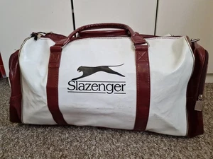 Vintage SLAZENGER White Sports Gym Bag Holdall Leatherette - Picture 1 of 4