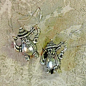 Silver Tone Teapot Charms Dangle Earrings. Tea Party. Alice in Wonderland. S133 - Picture 1 of 3