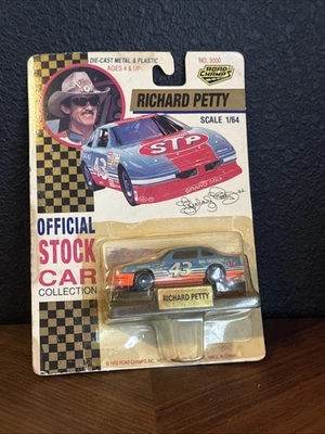 Richard Petty #43 STP 1/64 Scale NASCAR Road Champs 1992 Pontiac Grand Prix  - Image 1 of 3