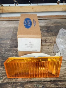 NOS 1985 Ford Thunder Bird Cougar LH Left Parking Lamp Housing Lens E4SZ-13201-A - Picture 1 of 17
