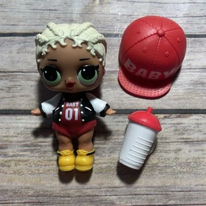 LOL Muñeca Sorpresa Mc Swag McSwag Serie 1 Big Sis Taza Zapatos Taza Conjunto Ropa - Imagen 1 de 2