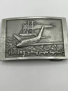 Hebilla de cinturón BOEING "Getting People Together" 1975 ~Z28~ - Imagen 1 de 3