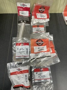 Briggs And Stratton Parts Lot #455 - Picture 1 of 2
