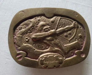 Fibbia cintura Sagittario ottone spec fusione arciere oroscopo astrologia segno zodiacale - Foto 1 di 3