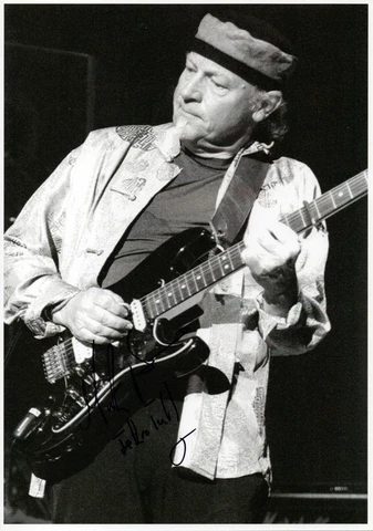 MARTIN BARRE - Signed 12x8 Photograph - MUSIC - JETHRO TULL Cover