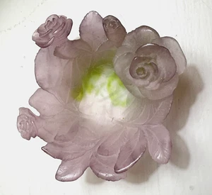 DAUM ROSES PATE DE VERRE CRYSTAL FLOWER BOWL H: 1.8" Ø: 5.3", Pre-owned - Picture 1 of 5