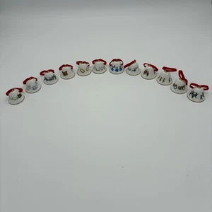 Campanas pequeñas de porcelana de hueso fino de 12 días de Navidad hechas a mano Royal Tara vintage - Imagen 1 de 8