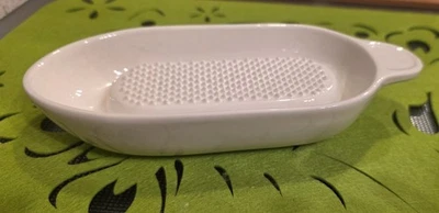 GEFU-Fruttare Ingwer- und Obstreibe aus Keramik,Reibe mit integr. Auffangschale - Bild 1 von 4