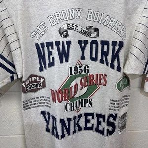 Camiseta De Colección Años 90 New York Yankees Larga Atrás 1956 Bronx Bombers AOP Grande EE. UU. - Imagen 1 de 23
