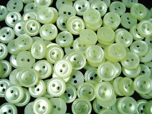 Buttons 11mm Yellow 50pc Sewing 2 Hole Shirt Crafts Dressmaking Sewing - Picture 1 of 2