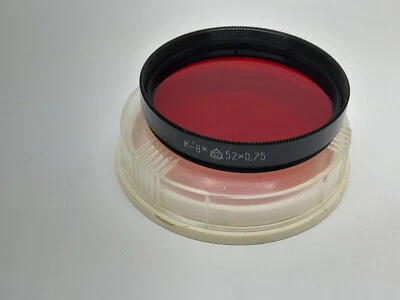 GENUINE 52mm VERY CLEAN RED FILTER IN ITS CASE FOR THE 2/58 44M-4 HELIOS LENS - Image 1 of 4