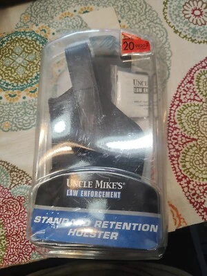 Uncle Mike's Duty Holster Sz #20, Fits Beretta 92/M9 Left - Image 1 of 4