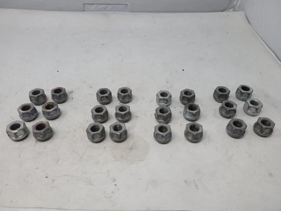 GMC Yukon 2013 OEM juego de 24 tuercas 14 mm 14x1,5 mm Foto 1 de 3