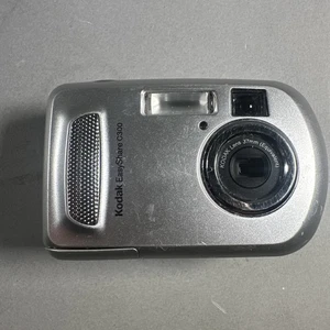Fotocamera digitale compatta Kodak EasyShare C300 Silver 3,2 MP testata funzionante - Foto 1 di 10