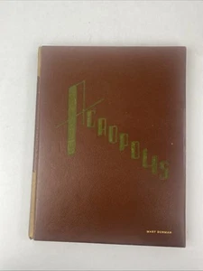 Whittier College Yearbook in Whittier California - 1947 ACROPOLIS Annual - Picture 1 of 19