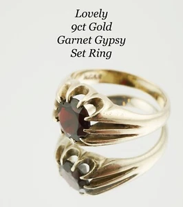 Splendido anello zingaro vintage 1978 con granati punzonati in oro 9 ct - Foto 1 di 4