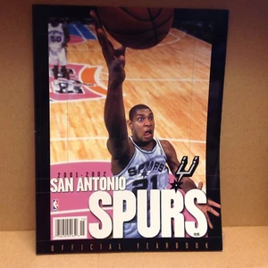 2001-02 San Antonio Spurs Official Yearbook Tim Duncan Cover - Picture 1 of 2