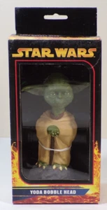 NEW 2005 Star Wars 7” Yoda Bobble Head Comic Images RARE Figure NIB - Picture 1 of 6