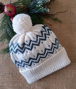 Handmade Knit Colorwork Beanie Hat with Colorwork Zig Zag Design -Adult S - Picture 1 of 4