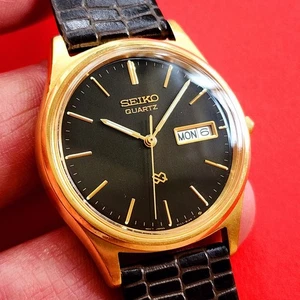 Seiko Rare Black Dial SQ Day Date Watch Vintage Quartz 5Y23-8049 Gold Colour - Picture 1 of 6