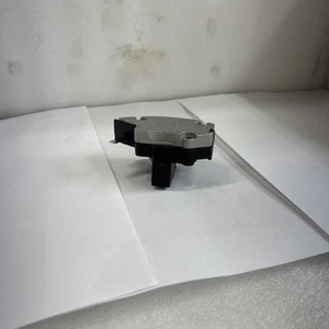 Regulator for Lucas A127 Alternators: Case Cat Ford JcB Lister-Peter Massey Ferg - Picture 1 of 4