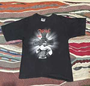 Vintage 90s 2Pac Tupac Amaru Shakur T-shirt Death Row Memorial Rap Tee Size L - Picture 1 of 5