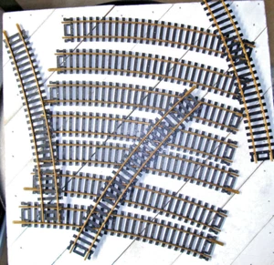 10 PC / Ho Scale Curved Model Railroad Train Track  / 9" Length / Brass - Picture 1 of 3