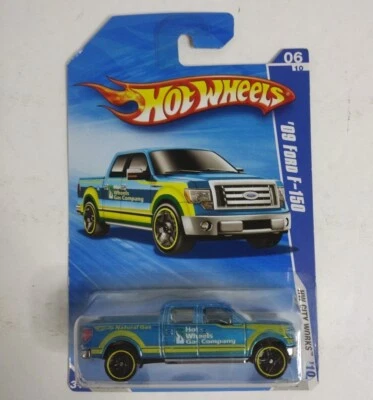 Hot Wheels Hw City Works Ford F-150 Pick Up Truck - Image 1 of 3