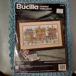 Bucilla Diamond Avenue 41175 Sealed Made USA Set Kit Cross Stitch 1995 House NY - Picture 1 of 3