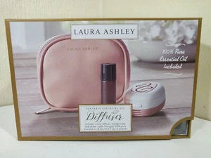 Laura Ashley tragbarer Diffusor für ätherisches Öl mit Etui. Zwei Ölpads. Neu im Karton - Bild 1 von 4