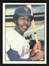 1975 SSPC Set-Break #556 Tom Hall  New York Mets