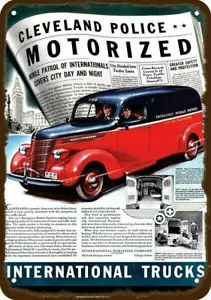 1939 INTERNATIONAL D2 CLEVELAND POLICE Car VntLook DEKORATIVE REPLICA METAL SIGN - Bild 1 von 1