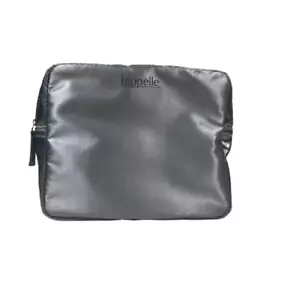 Biopelle Cosmetics Bag and mixed sample pack - Picture 1 of 4