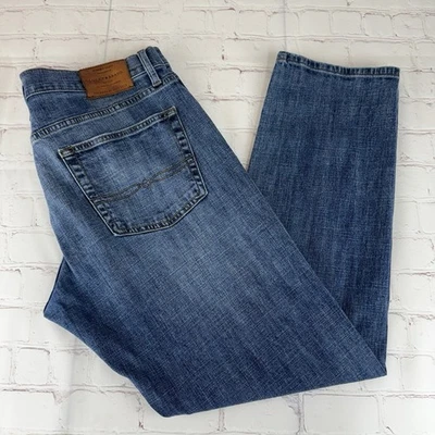 Lucky Brand 221 Straight Blue Medium Wash Denim Stretch Jeans Size Men's 36x32 - Image 1 of 4