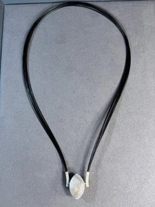 Collana multifilo oro bianco 18 kt design astratto ciondolo accenti diamanti 21" - Foto 1 di 18