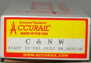 HO Accurail #5402 50' Double Plug Door Boxcar C&NW #600528 Built Up - Picture 1 of 5