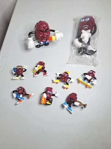 Vintage 1988 Applause/ Calrab Lot of 9 California Raisins Figures Cover
