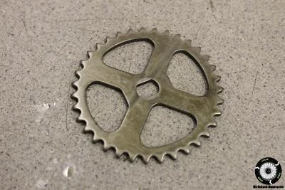 1986 Yamaha Virago 700 XV700 OIL PUMP DRIVE GEAR XV 86 - Image 1 of 4