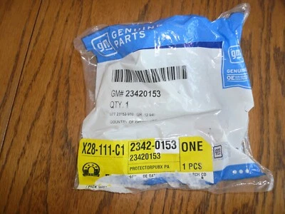 2015 - 2022 Chevrolet GMC Driver Side Pickup Box Paint Protector 23420153 - NOS - Image 1 of 2