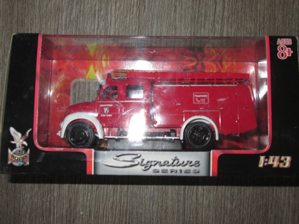 MODELLINO YAT MING..1961 MAGIRUS DEUTZ MERCUR TLF 16!! NUOVO!!! - Immagine 1 di 3