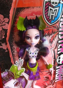 MONSTER HIGH *** ELISSABET GHOULS' GETAWAY *** NIB - Picture 1 of 9