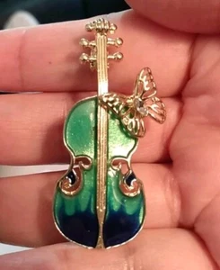 Violin butterfly pin brooch music gold tone Green Enamel elegant 1.75" Excellent - Picture 1 of 8