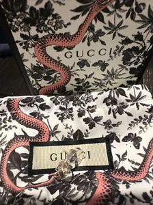 GUCCI earrings logo trademark stud sterling silver ITALY round box pouch post - Picture 1 of 5