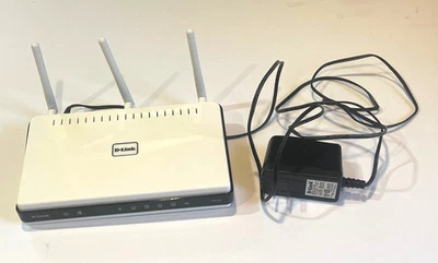 D-Link DIR-655 White Wi-Fi 802.11bgn Dual-Band 300Mbps Extreme-N Gigabit Router - Image 1 of 4