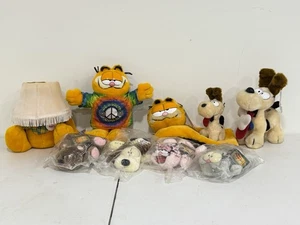 Lot of 10 Vintage Garfield Plush - Most w Original Tags, Dakin Born to Party - Picture 1 of 24