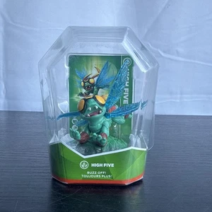 Skylanders Trap Team High Five Buzz Off DAMAGED PACKAGING READ - Picture 1 of 10