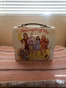 The Wizard of Oz Collectible Tin Metal Dome Style Lunch Box 